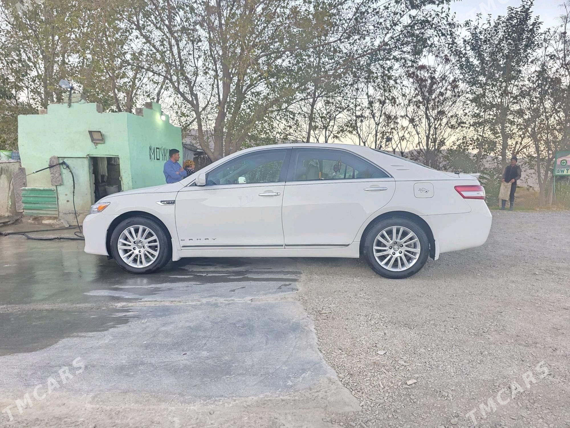 Toyota Camry 2010 - 200 000 TMT - Bäherden - img 3