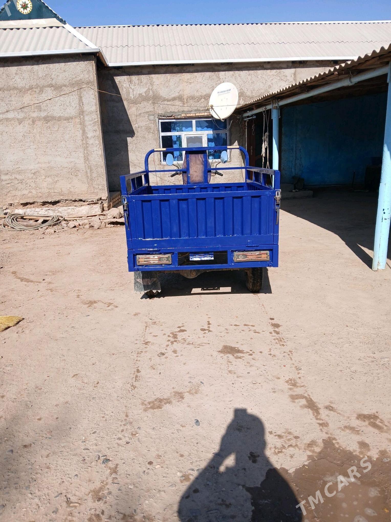 Fekon FK200-14G 2015 - 22 000 TMT - Sarahs - img 4