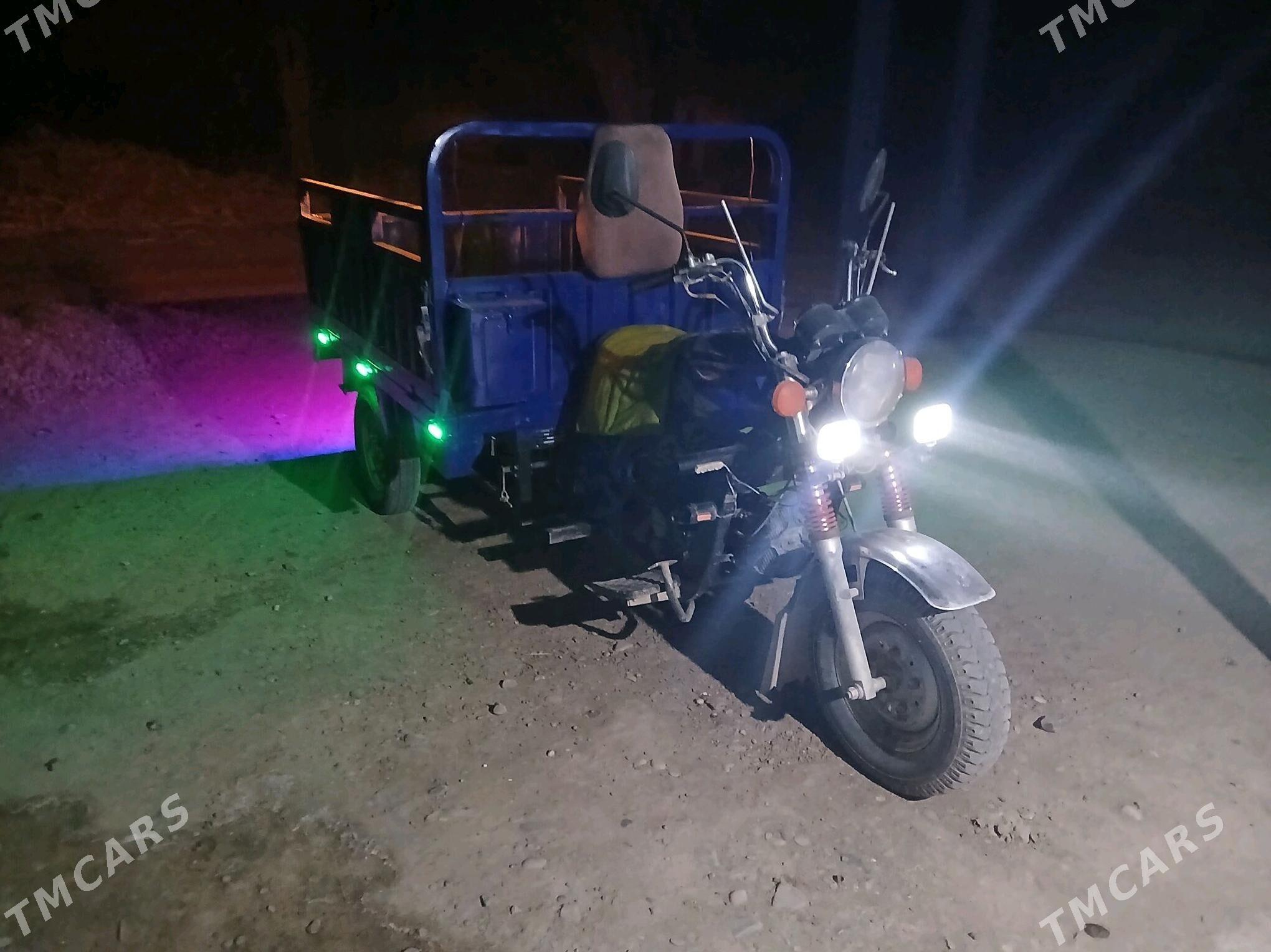 Fekon FK200-14G 2015 - 22 000 TMT - Sarahs - img 5