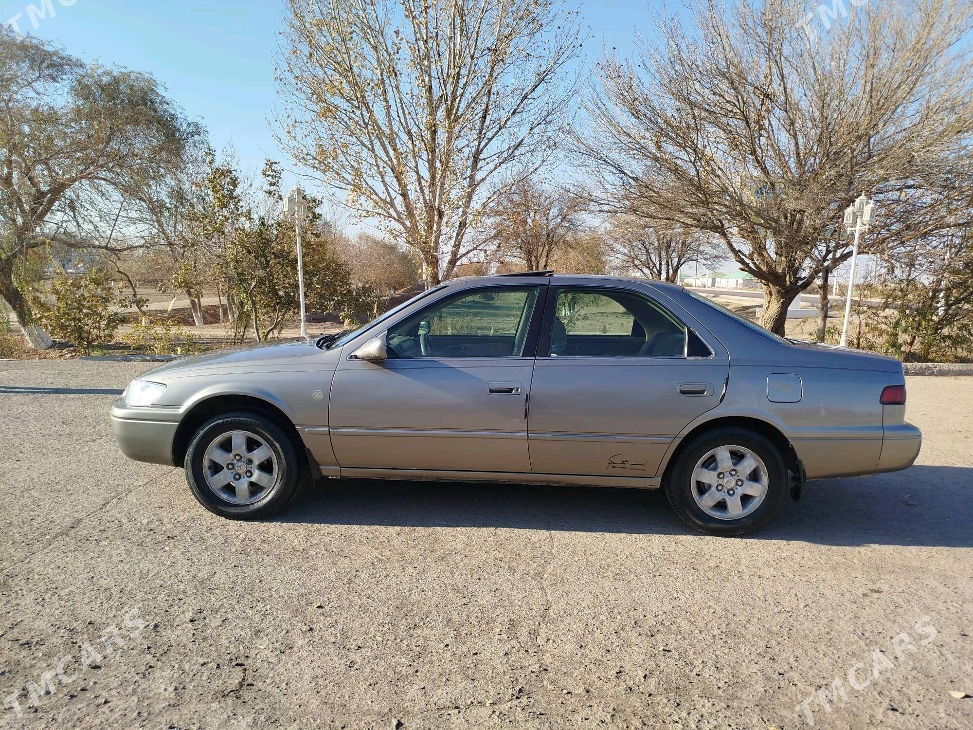 Toyota Camry 1999 - 128 000 TMT - Şabat etr. - img 8
