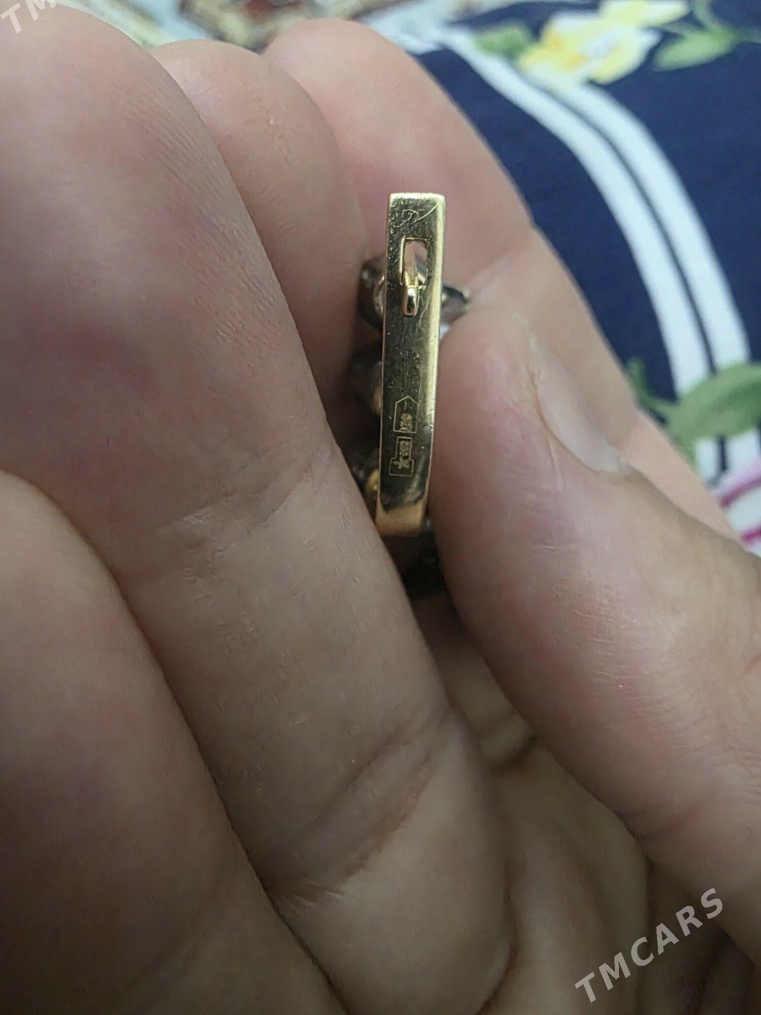 gyzyl kamplekt gulakalka - Aşgabat - img 3