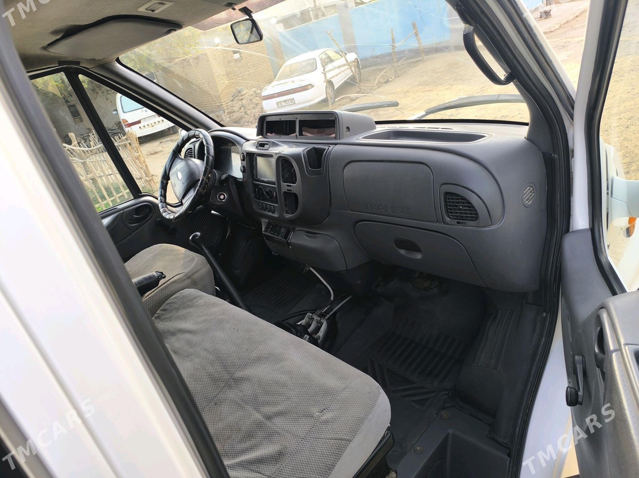 Toyota Hiace 2002 - 100 000 TMT - Türkmengala - img 5