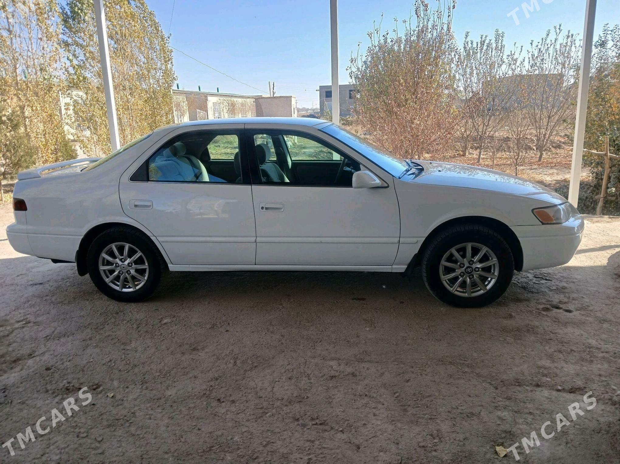Toyota Camry 1998 - 155 000 TMT - Кёнеургенч - img 6