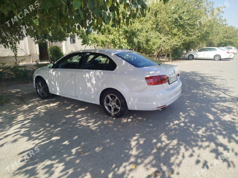 Volkswagen Jetta 2012 - 125 000 TMT - Büzmeýin GRES - img 2