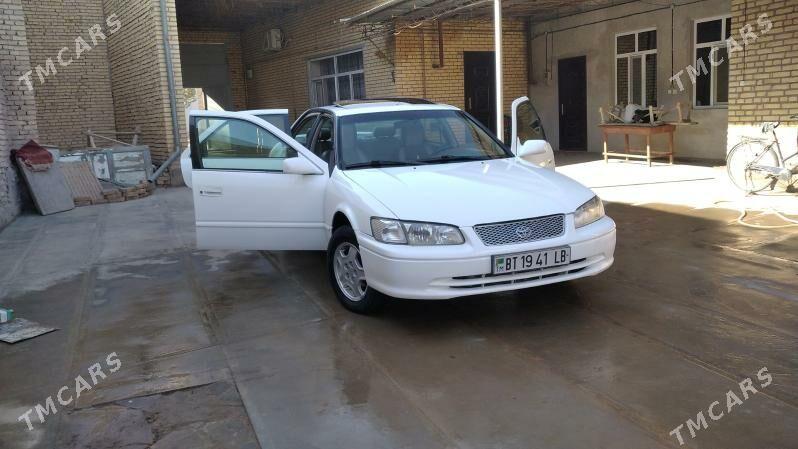 Toyota Camry 1998 - 126 000 TMT - Саят - img 1