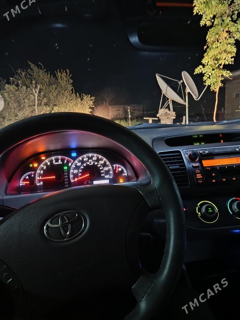 Toyota Camry 2005 - 190 000 TMT - Ёлётен - img 6