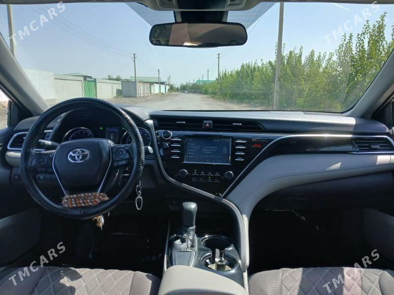 Toyota Camry 2018 - 290 000 TMT - Ашхабад - img 7