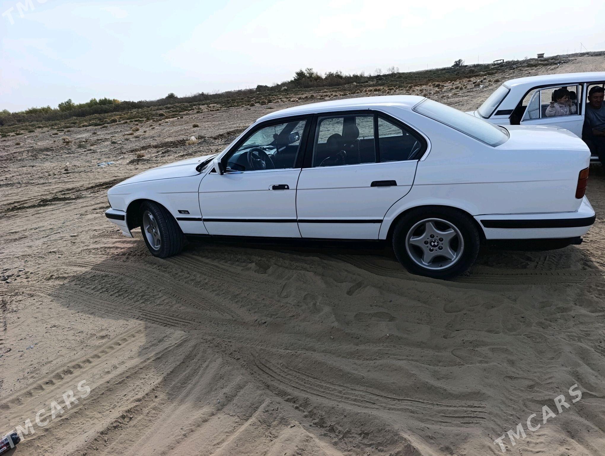 BMW 525 1992 - 60 000 TMT - Mary - img 3