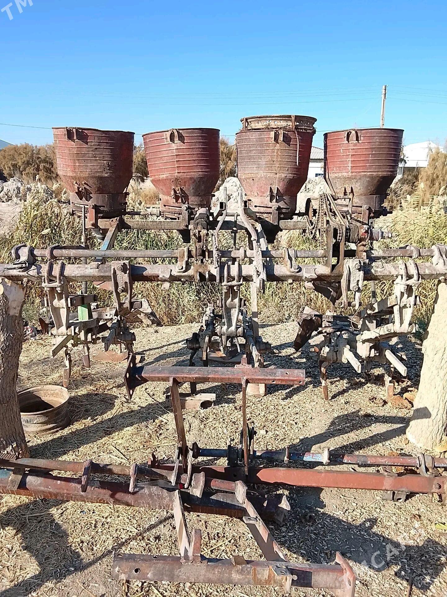 MTZ 80 2000 - 100 000 TMT - Baýramaly - img 3