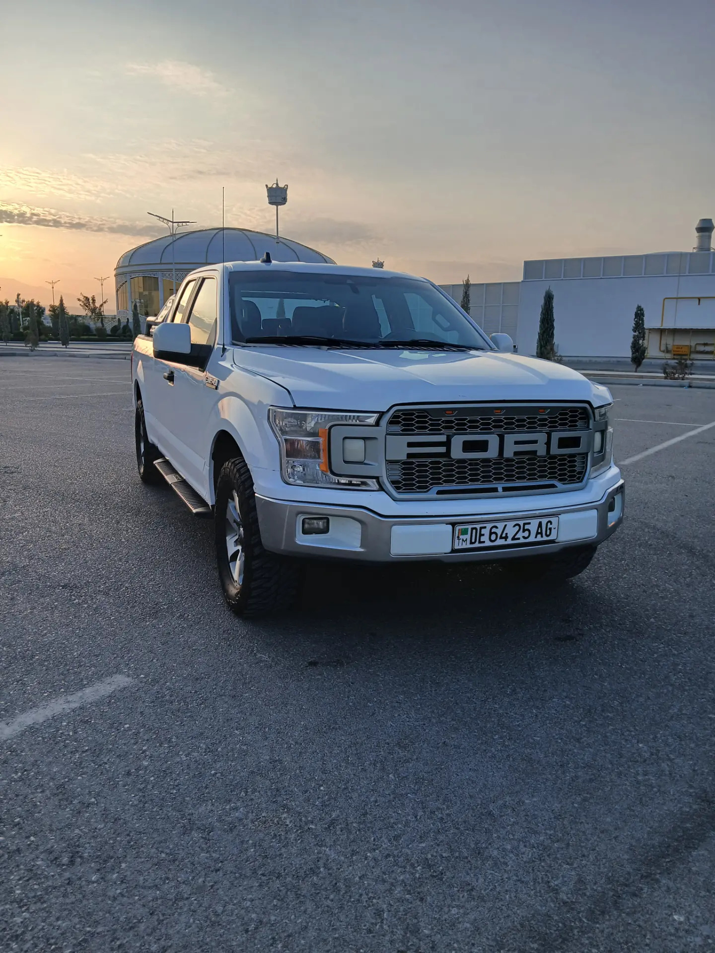 Ford F-150 2021 - 295 000 TMT - Ашхабад - img 2