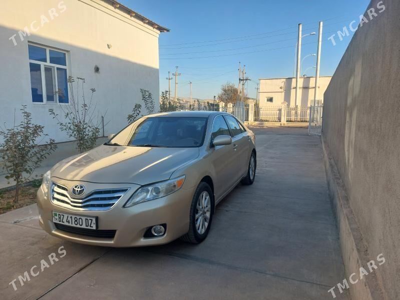 Toyota Camry 2010 - 210 000 TMT - Gubadag - img 1