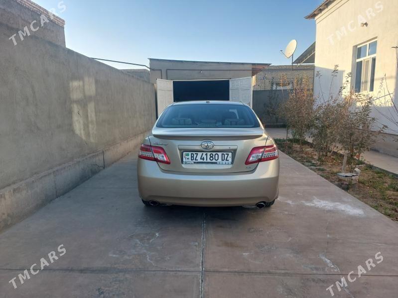 Toyota Camry 2010 - 210 000 TMT - Gubadag - img 4