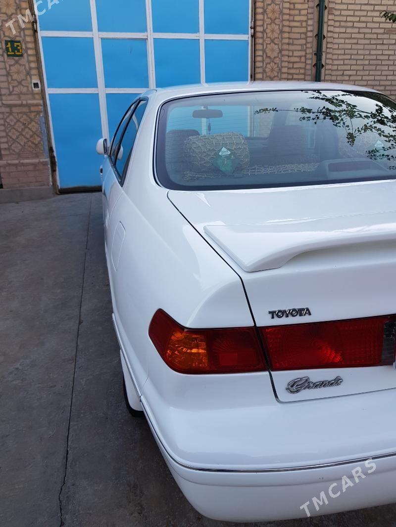 Toyota Camry 2001 - 170 000 TMT - Акдепе - img 3