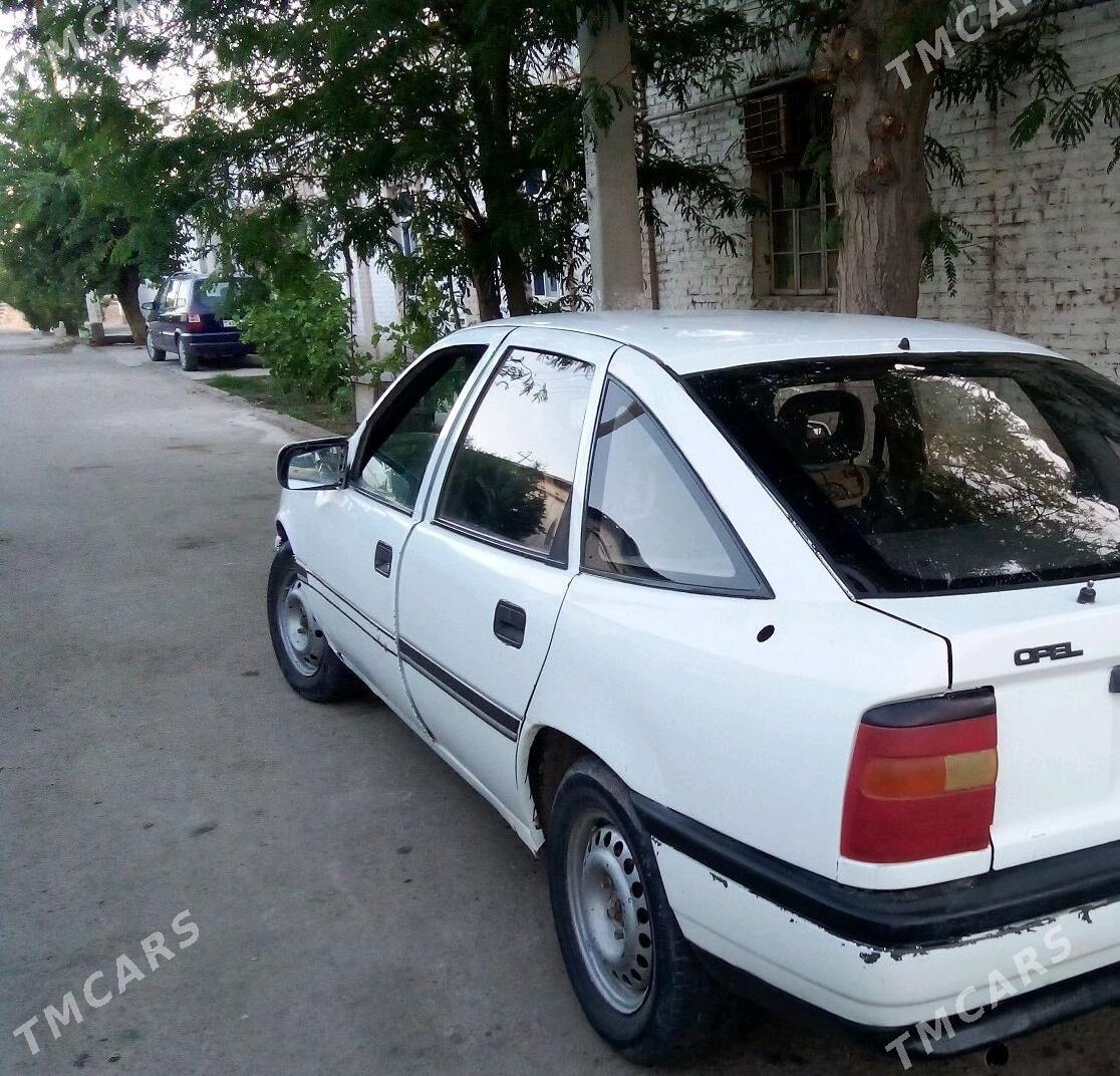 Opel Vectra 1991 - 25 000 TMT - Шабатский этрап - img 1