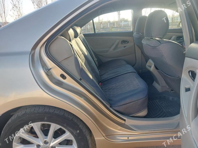 Toyota Camry 2010 - 210 000 TMT - Gubadag - img 7