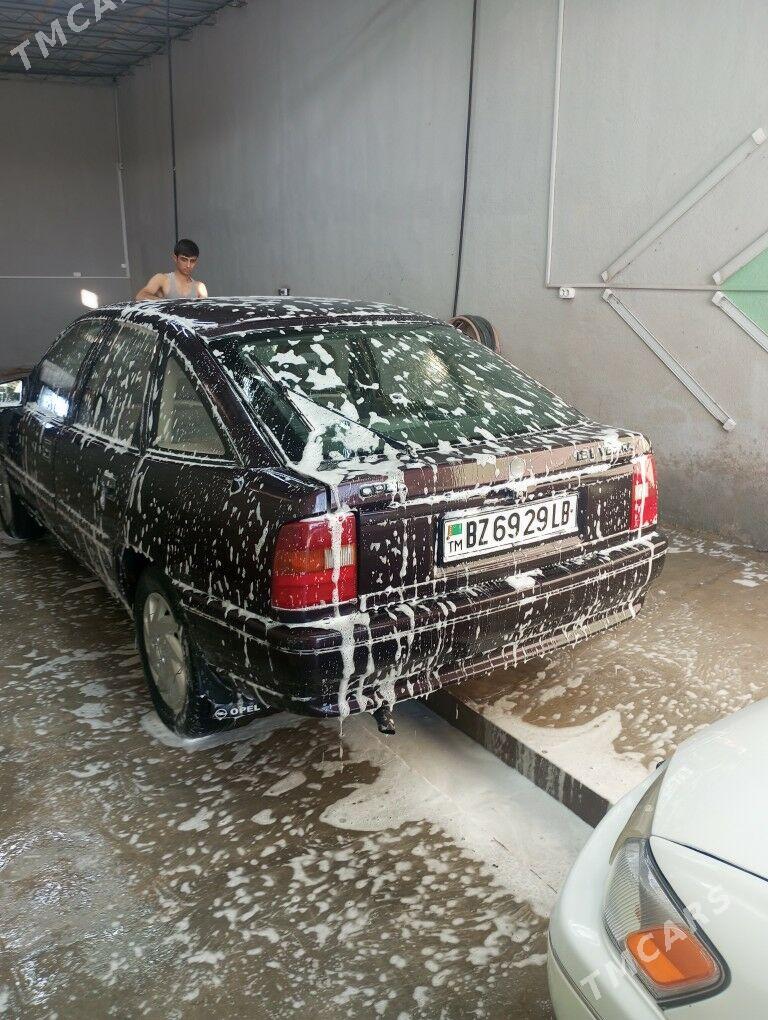 Opel Vectra 1992 - 25 000 TMT - Darganata - img 4