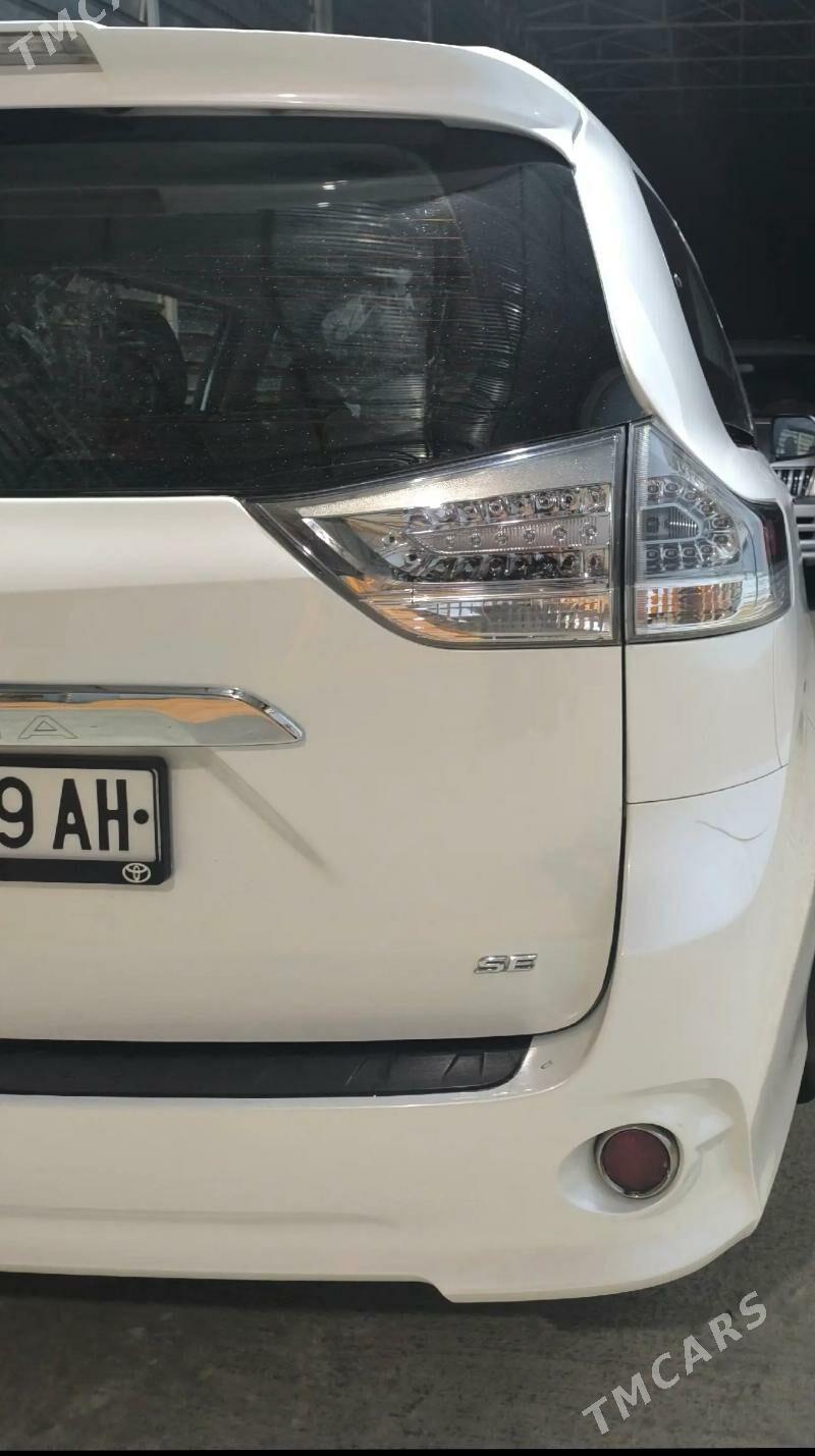 Toyota Sienna 2018 - 400 000 TMT - Bäherden - img 2