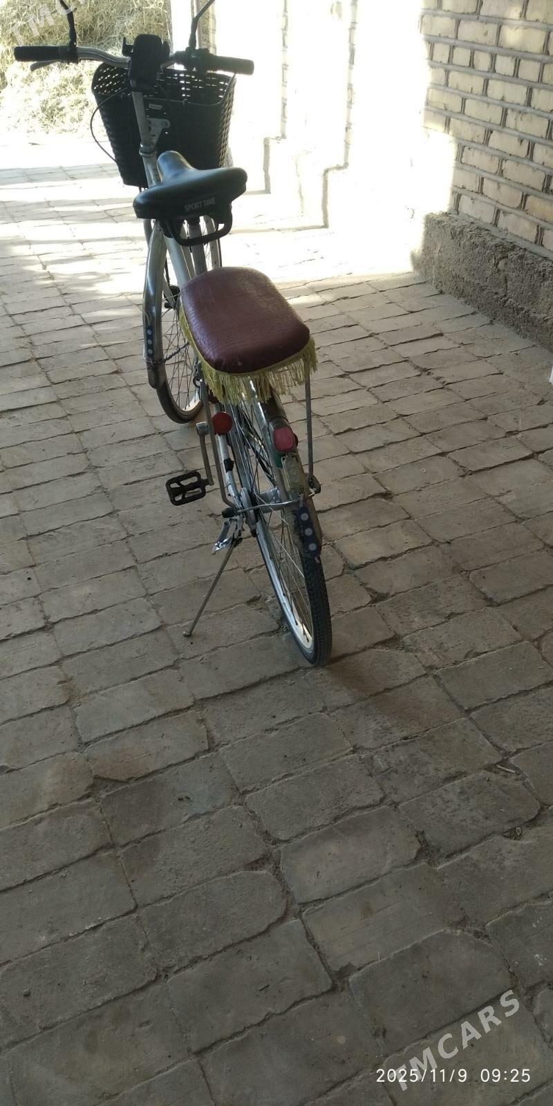 Heleýrama 27lik - Ёлётен - img 2