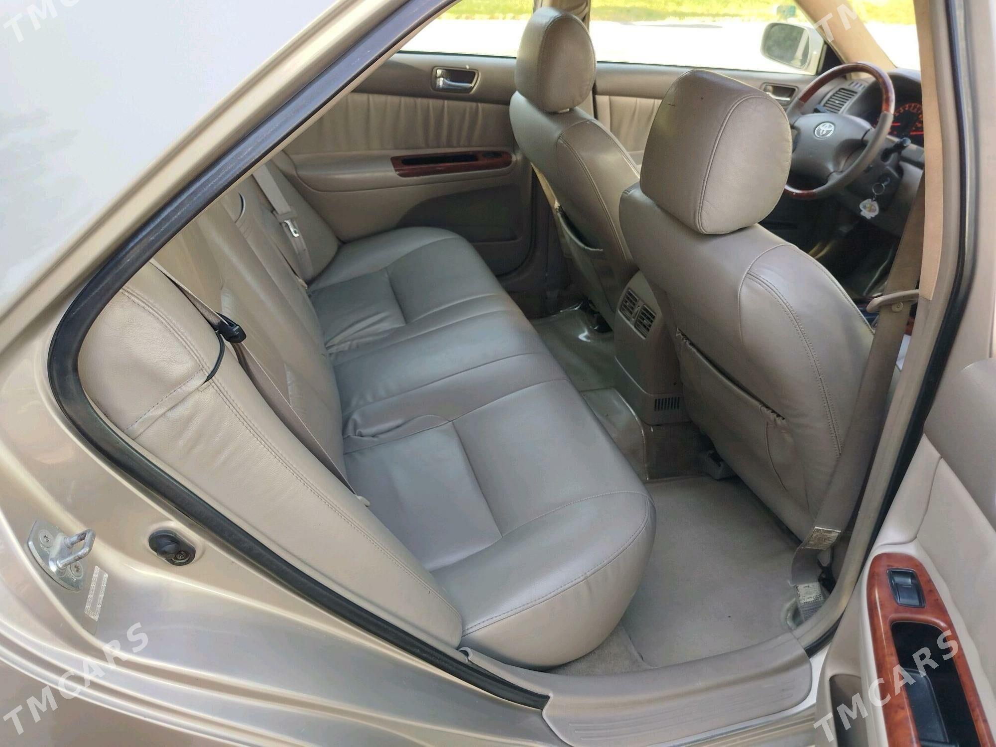 Toyota Camry 2004 - 210 000 TMT - Mary - img 9