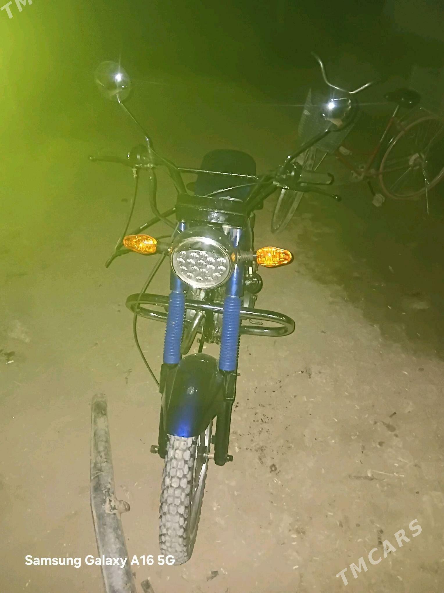 Iž Planeta 2009 - 6 000 TMT - Ýolöten - img 4