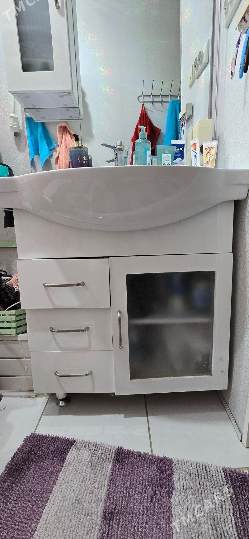 rakowina ayna tumba - 1 мкр - img 1