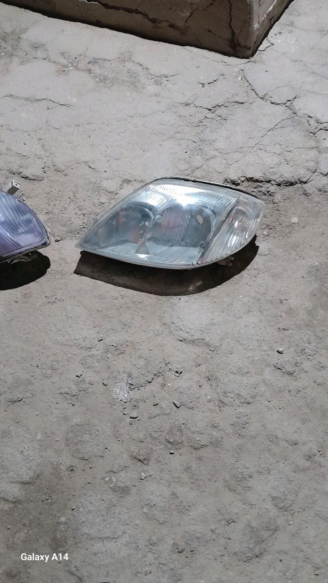 carolla fara 2003 2 TMT - Анев - img 1