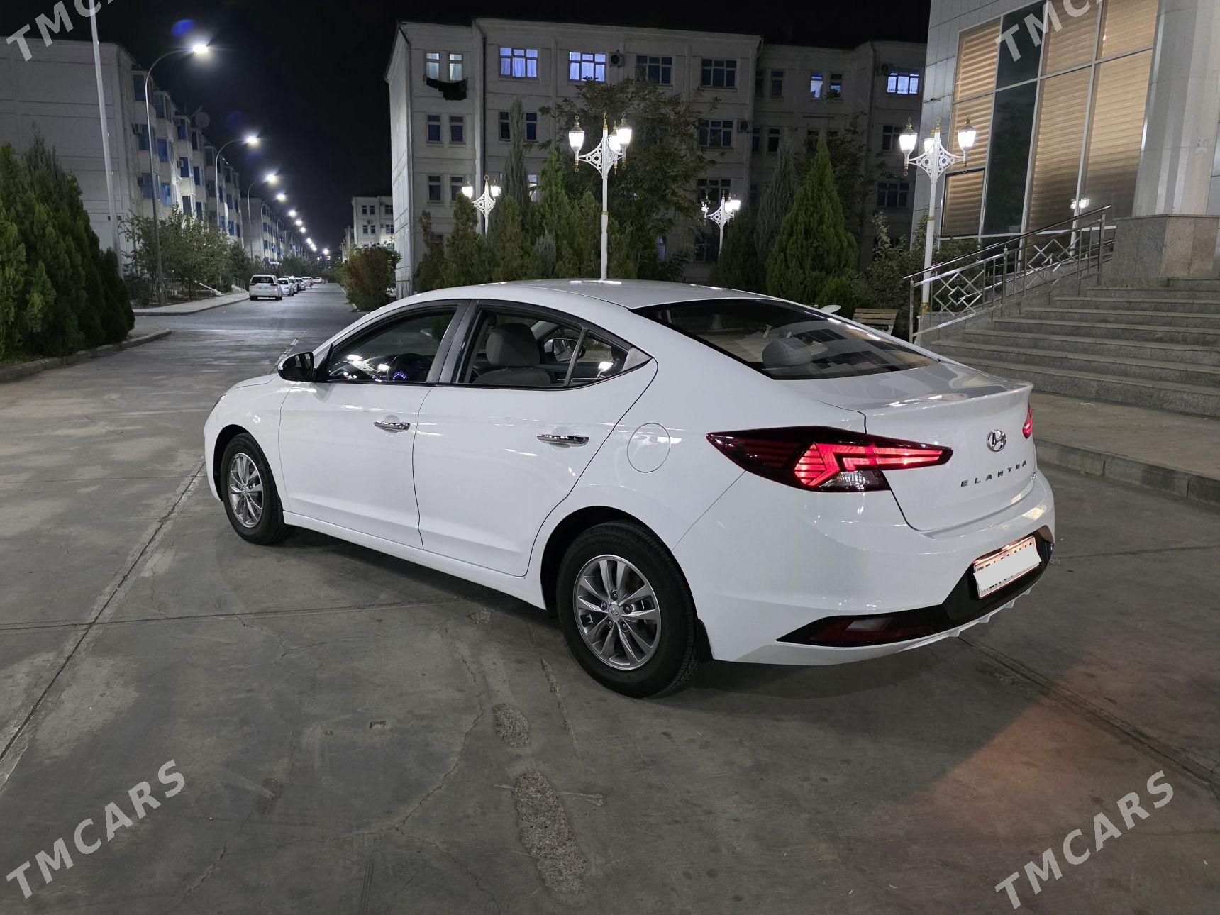Hyundai Elantra 2019 - 193 000 TMT - Бузмеин - img 4