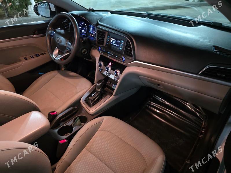Hyundai Elantra 2019 - 193 000 TMT - Бузмеин - img 8