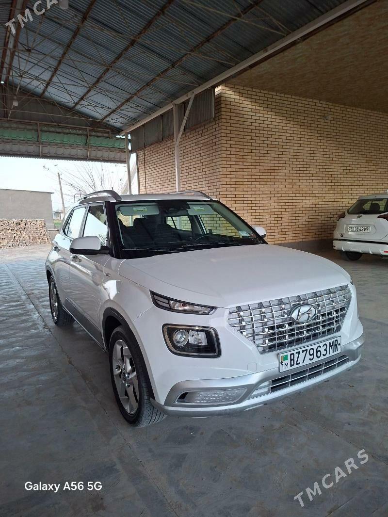 Hyundai Venue 2023 - 210 000 TMT - Ýolöten - img 1