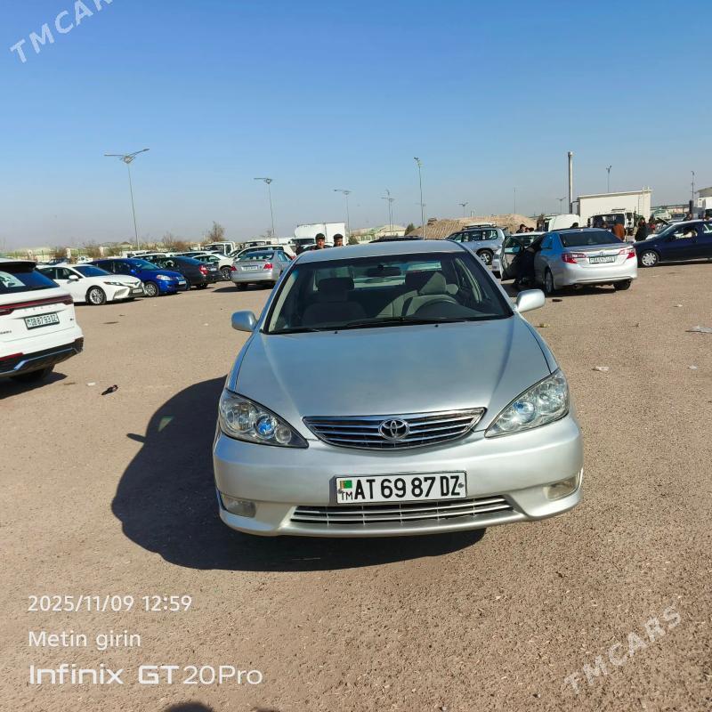 Toyota Camry 2003 - 180 000 TMT - Дашогуз - img 2