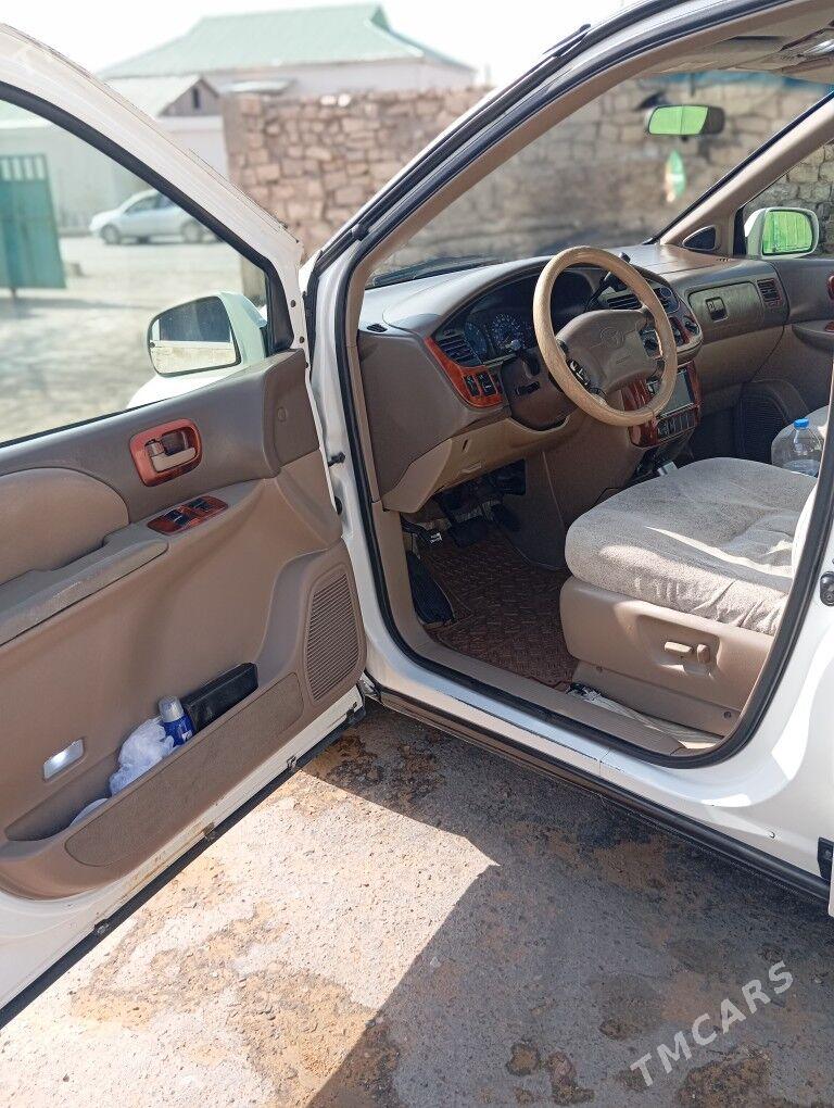 Toyota Sienna 2000 - 180 000 TMT - Türkmenbaşy - img 3