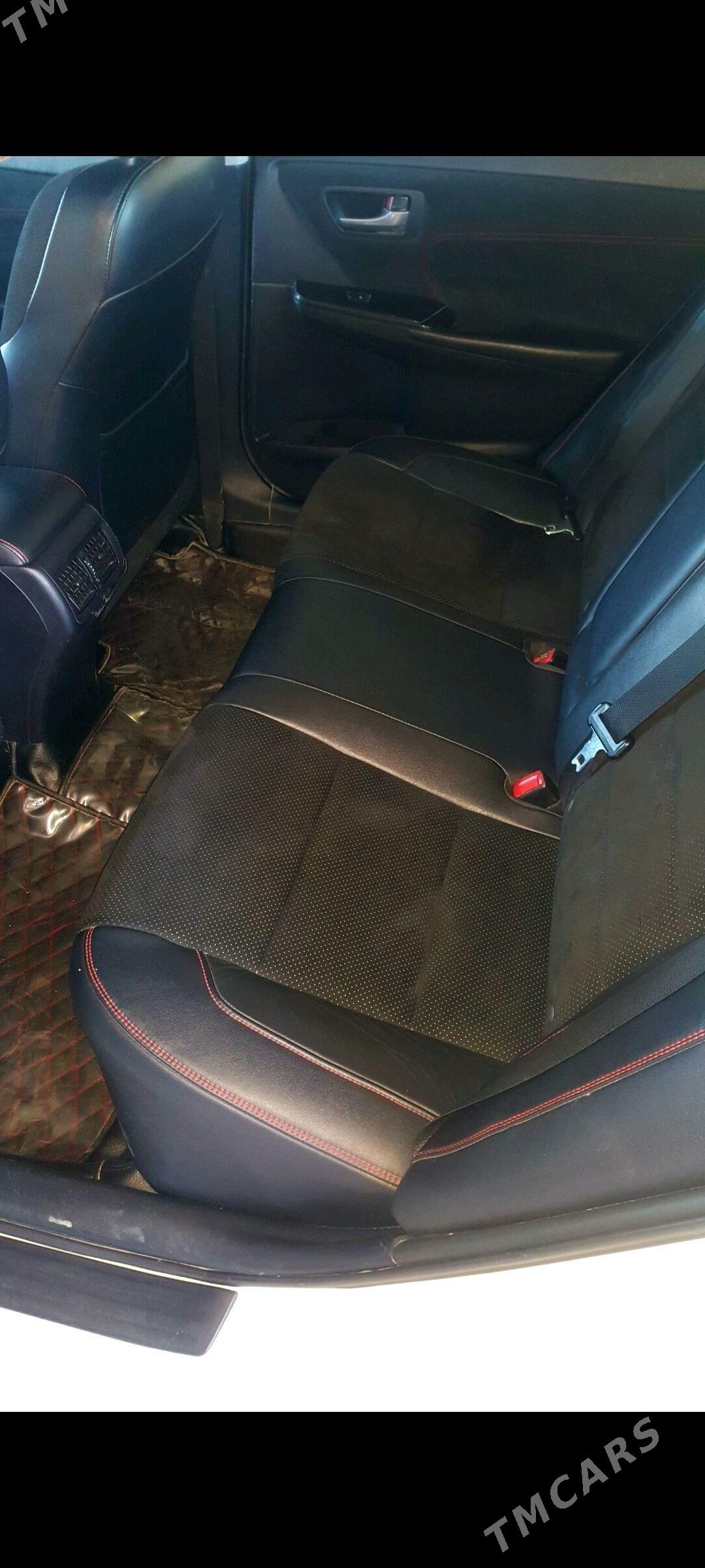 Toyota Camry 2015 - 300 000 TMT - Теджен - img 4