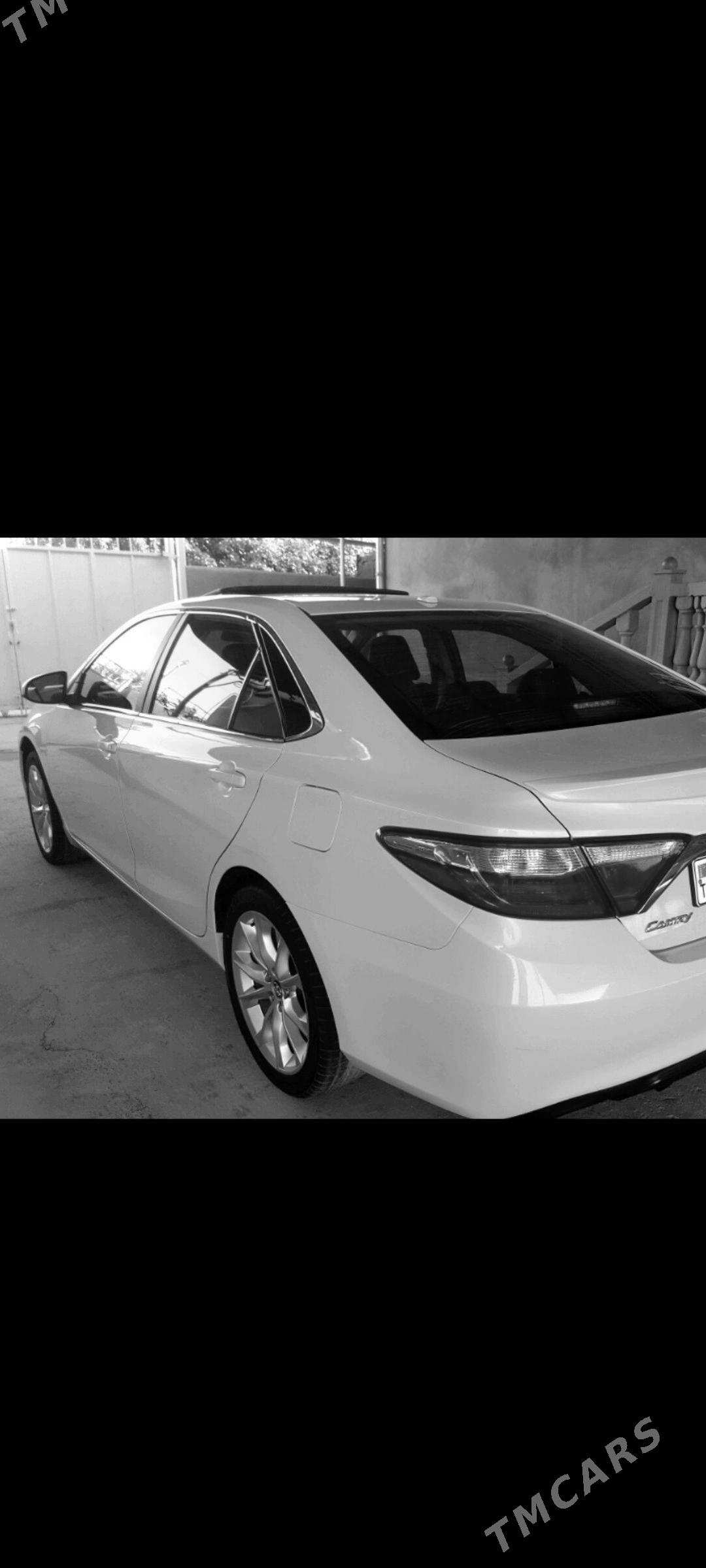 Toyota Camry 2015 - 300 000 TMT - Теджен - img 1