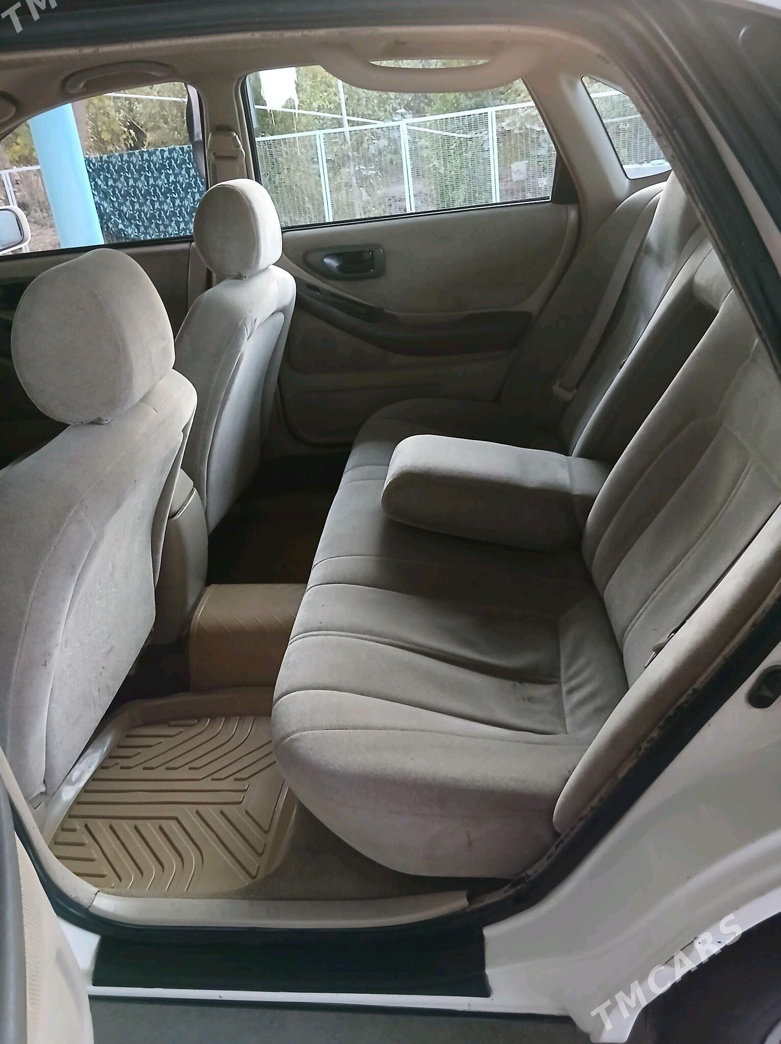 Toyota Avalon 1998 - 130 000 TMT - Бабадайхан - img 4