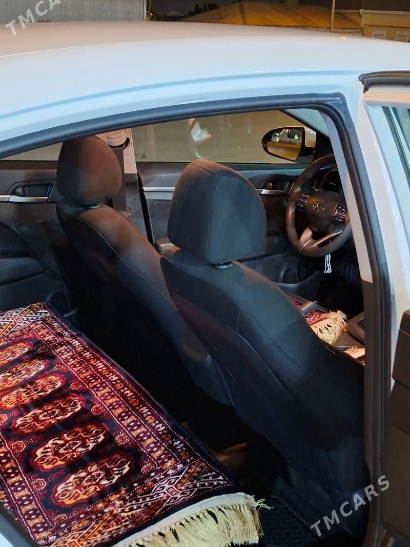 Hyundai Elantra 2020 - 220 000 TMT - Мары - img 7