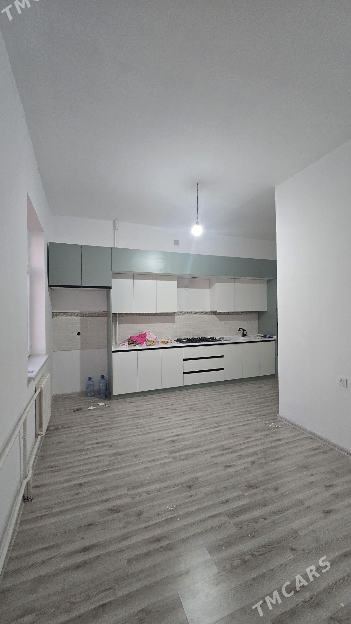 Рысгал 4нжи этаж 3ком 178м² - Daşoguz - img 7