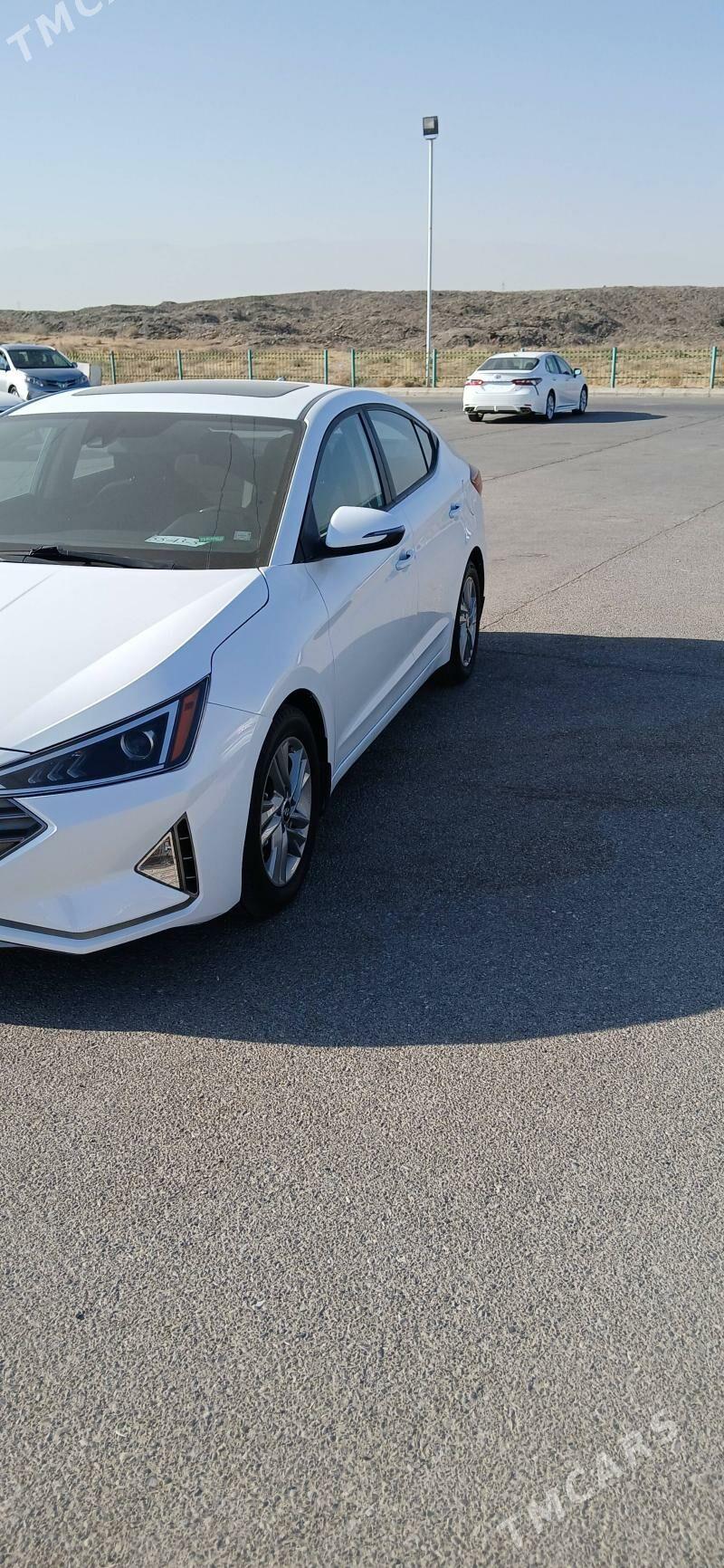 Hyundai Elantra 2020 - 238 000 TMT - Бузмеин - img 5