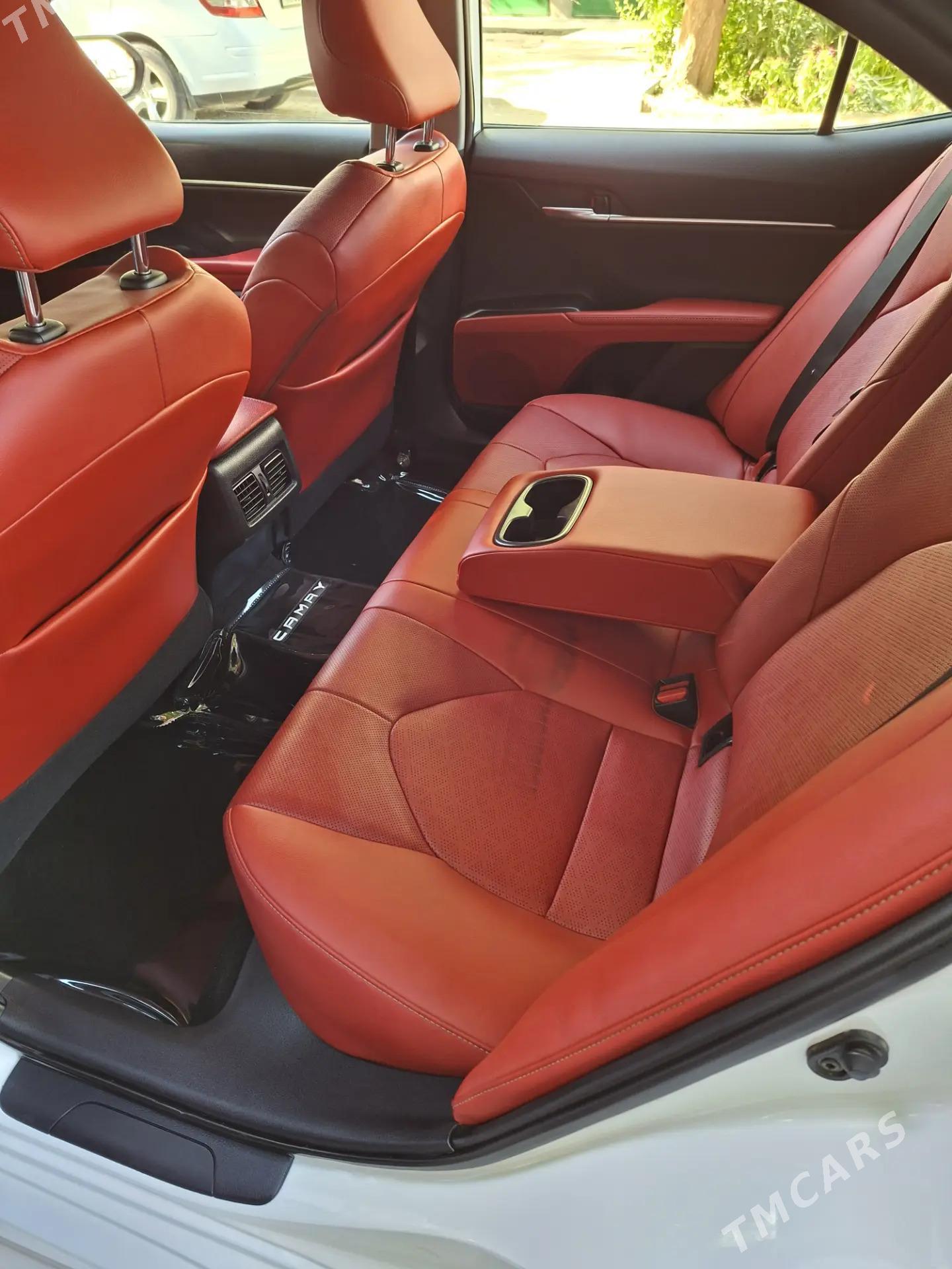 Toyota Camry 2021 - 385 000 TMT - Aşgabat - img 5