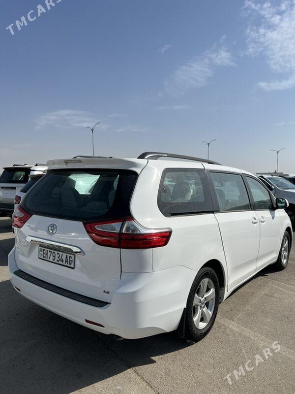 Toyota Sienna 2016 - 363 000 TMT - Ашхабад - img 3