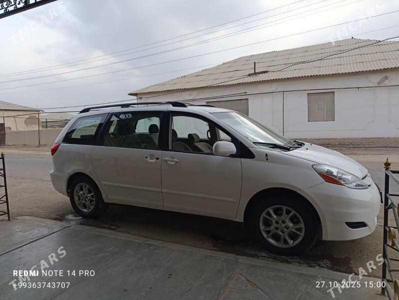Toyota Sienna 2006 - 185 000 TMT - Daşoguz - img 3