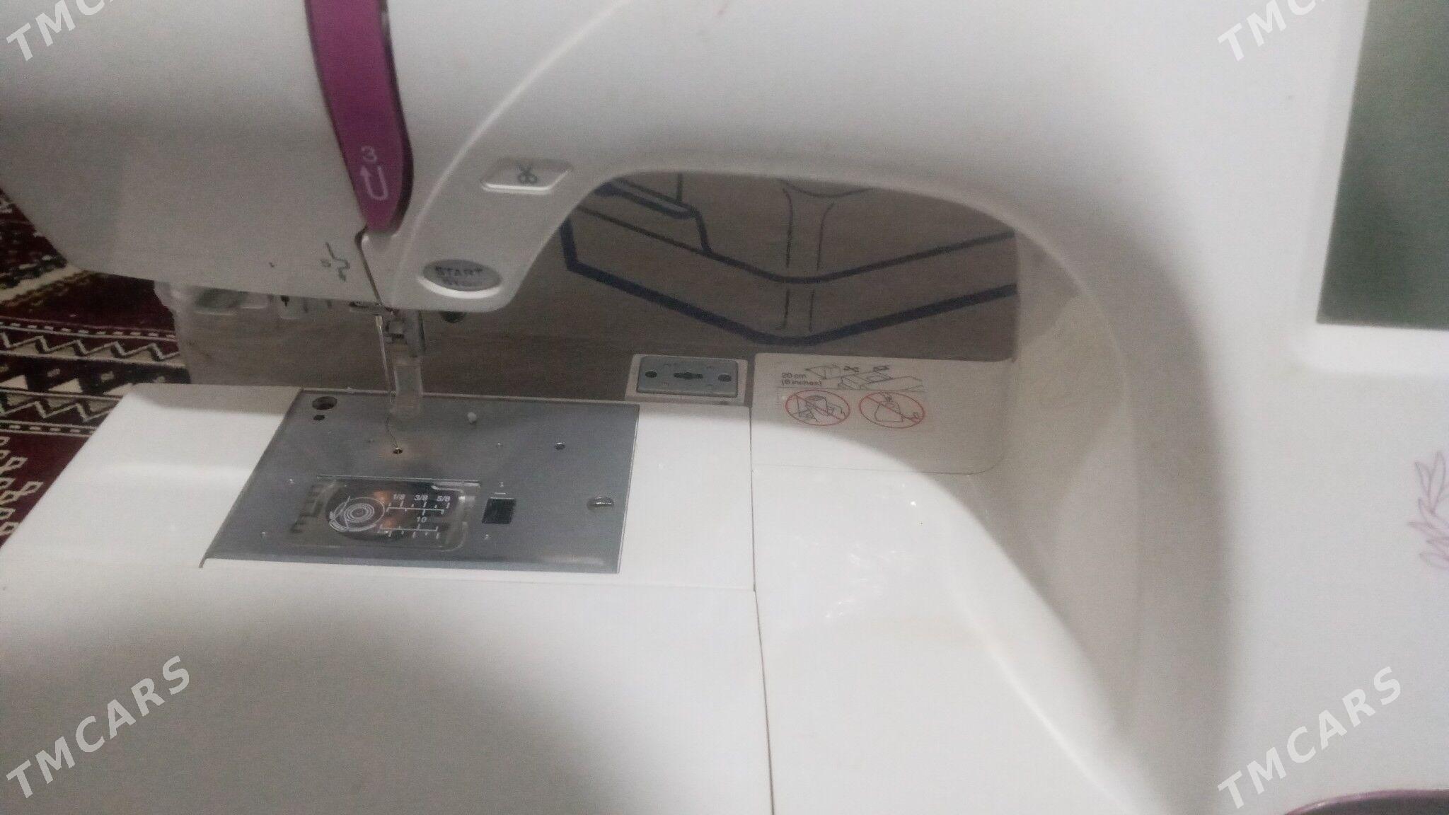 Janome 350 e - Mary - img 3