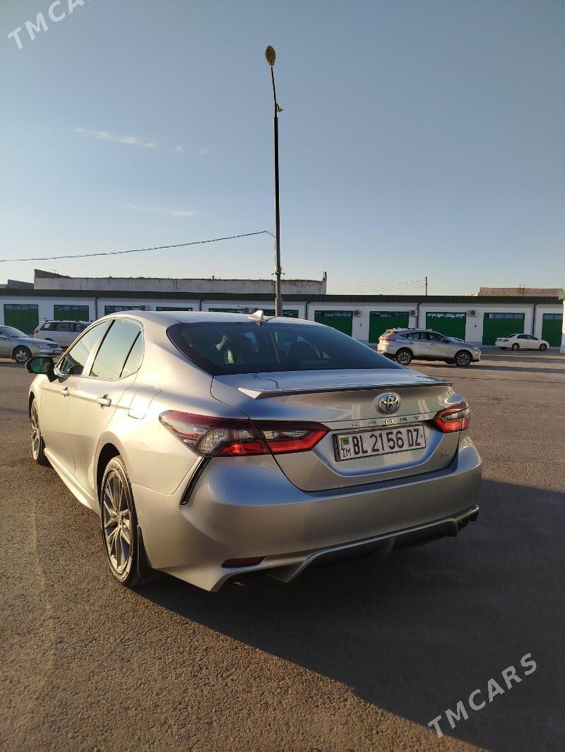 Toyota Camry 2022 - 310 000 TMT - Дашогуз - img 8