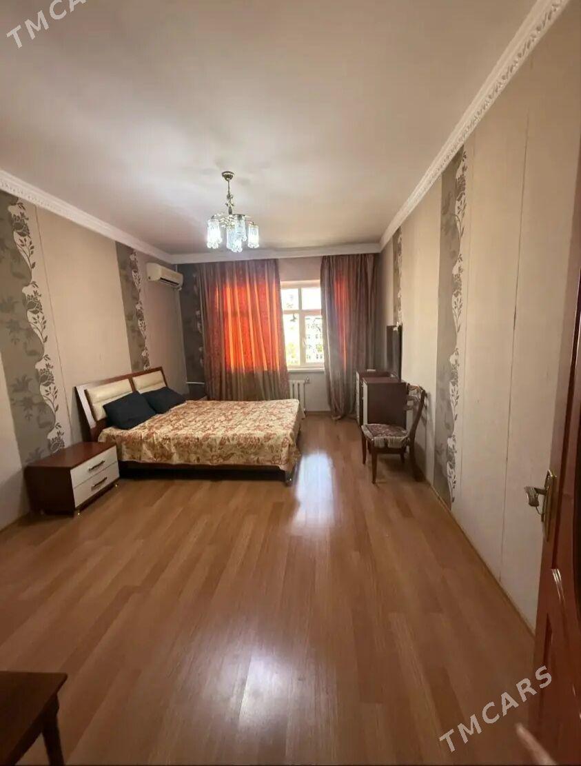 Mir5 3komnat Kwadrat satlyk ja - Мир 5 - img 4