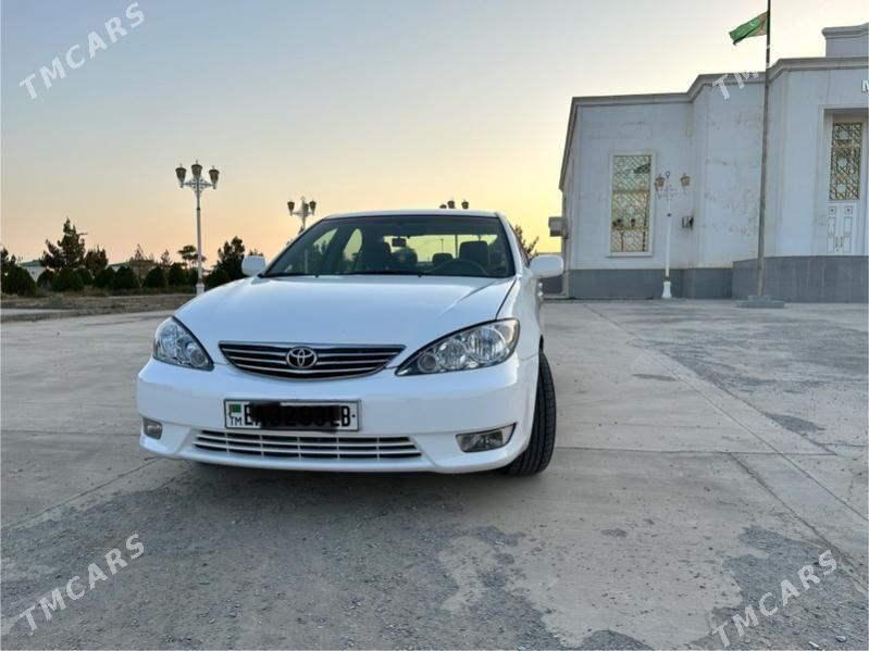 Toyota Camry 2005 - 190 000 TMT - Garabekewül - img 2
