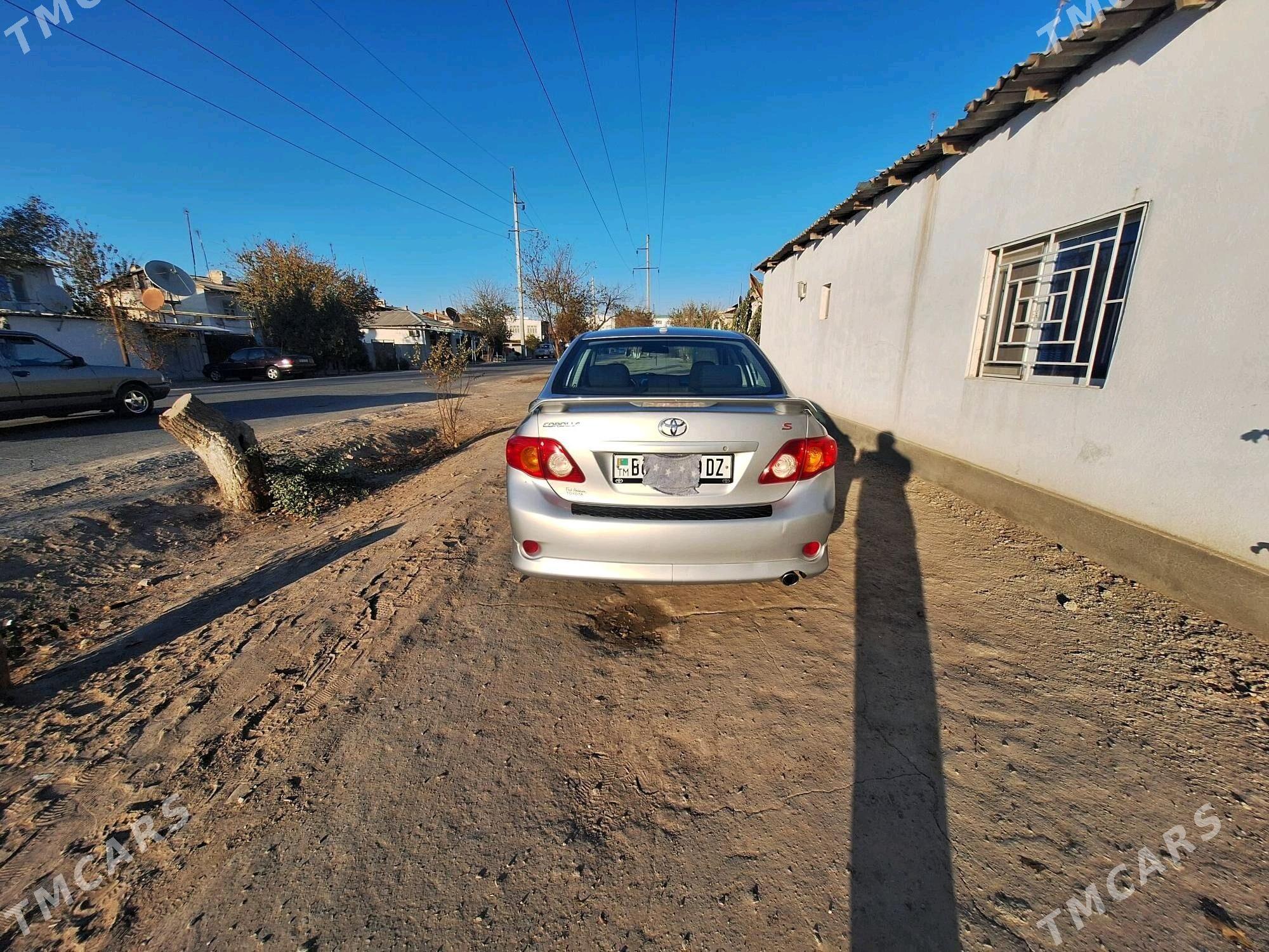 Toyota Corolla 2010 - 180 000 TMT - Daşoguz - img 7