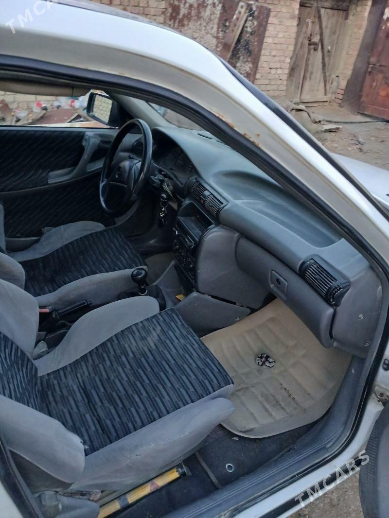 Opel Astra 1992 - 43 000 TMT - Бахарден - img 6