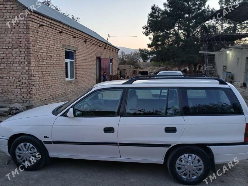 Opel Astra 1992 - 43 000 TMT - Бахарден - img 2