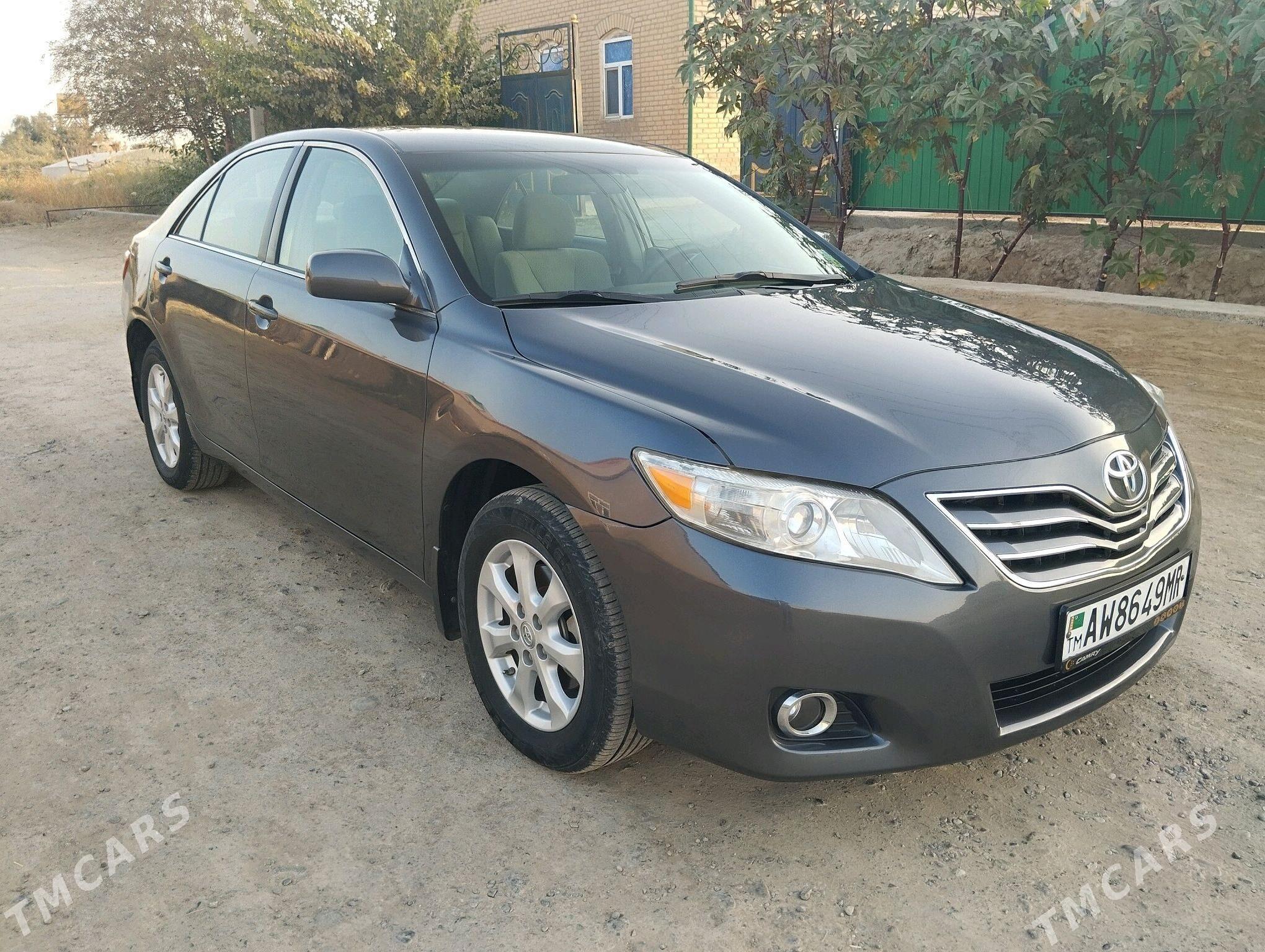 Toyota Camry 2011 - 184 000 TMT - Мары - img 1