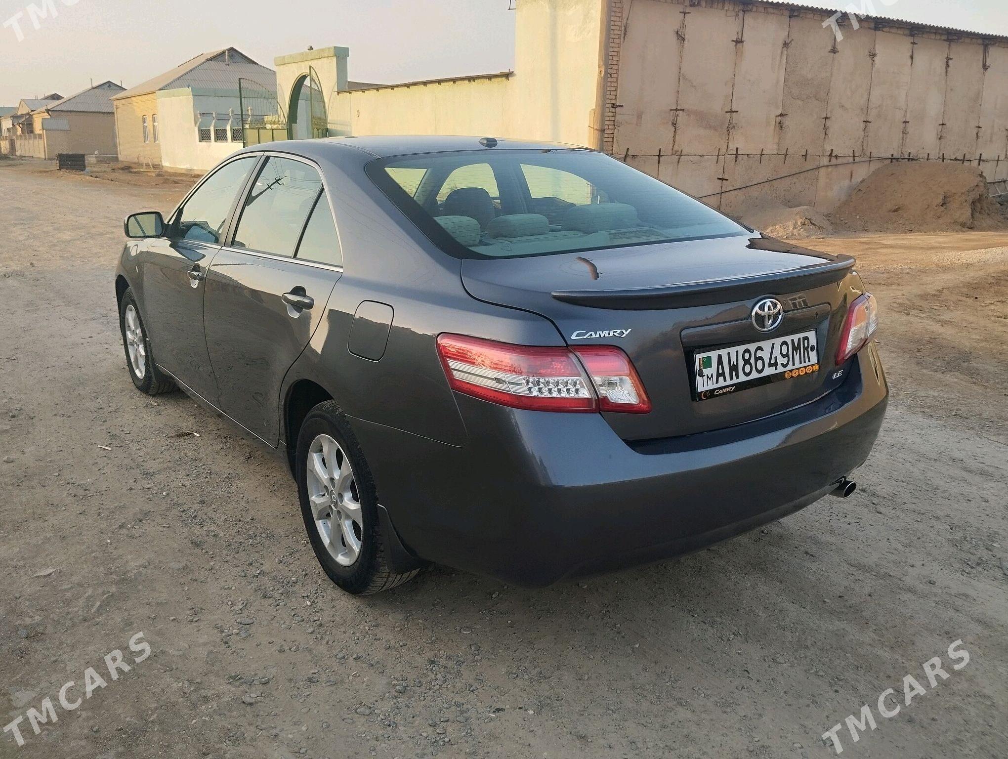 Toyota Camry 2011 - 184 000 TMT - Мары - img 2