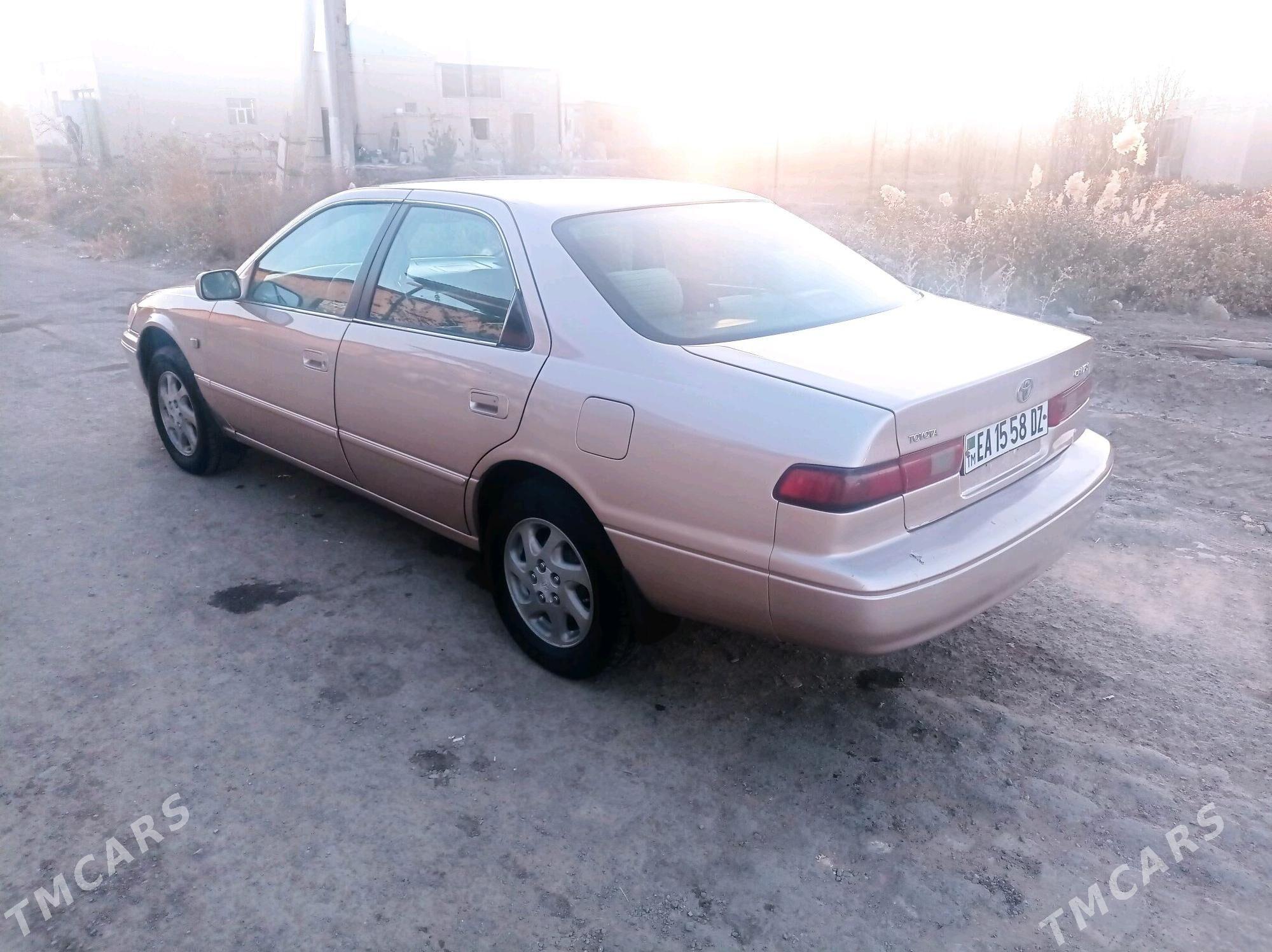 Toyota Camry 1997 - 132 000 TMT - Köneürgenç - img 3